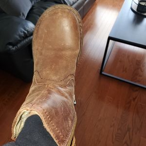 Brown leather ugg boots